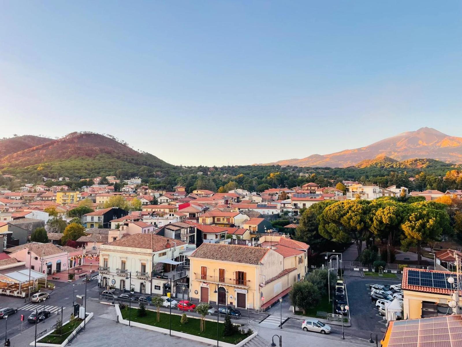 La Dama Dell'Etna Bed & Breakfast Николози Екстериор снимка