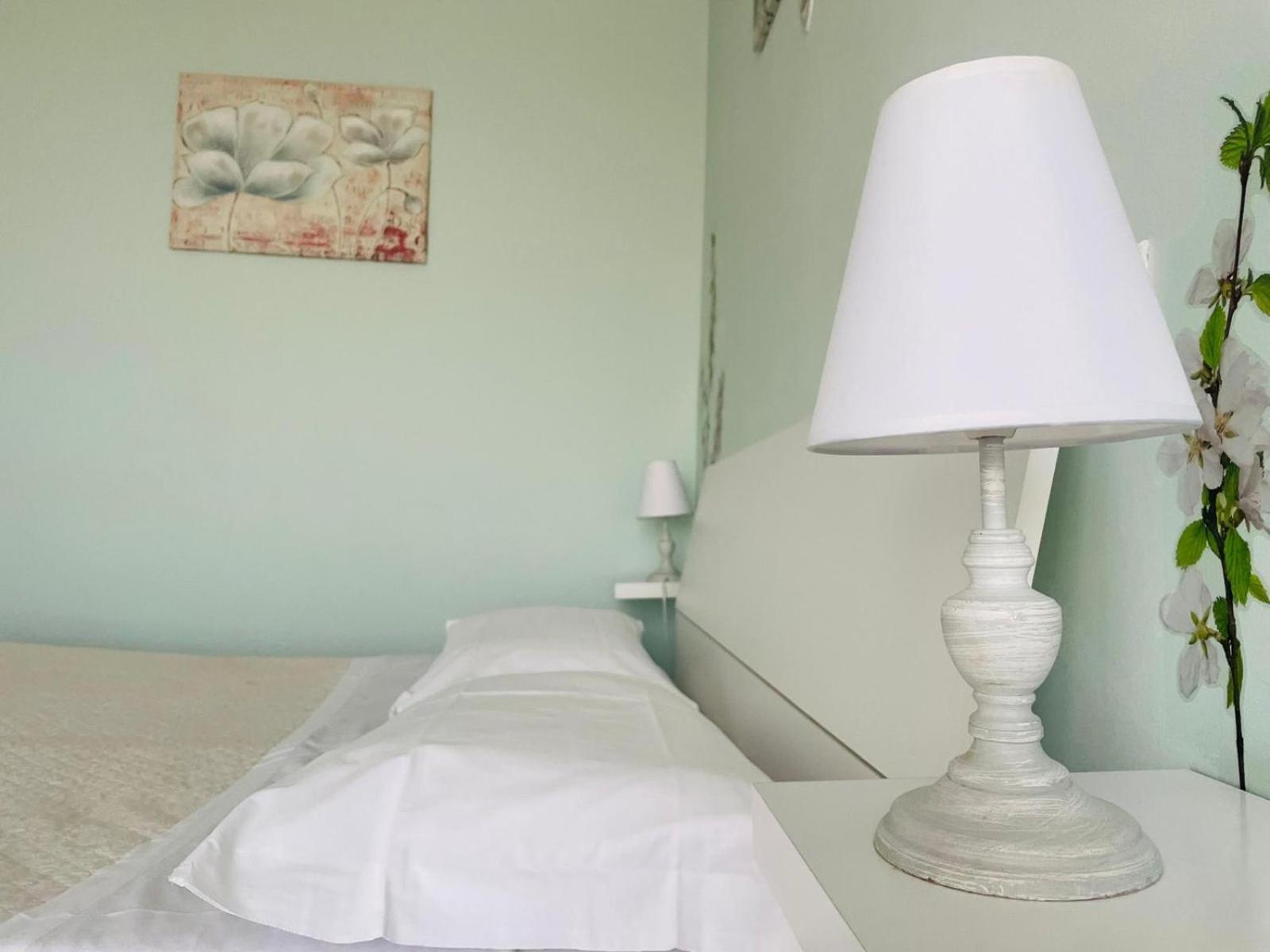 La Dama Dell'Etna Bed & Breakfast Николози Екстериор снимка